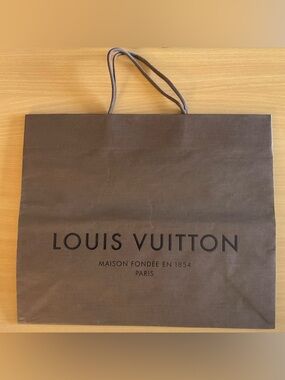 Louis Vuitton Brown Paper Shopping Gift Bag